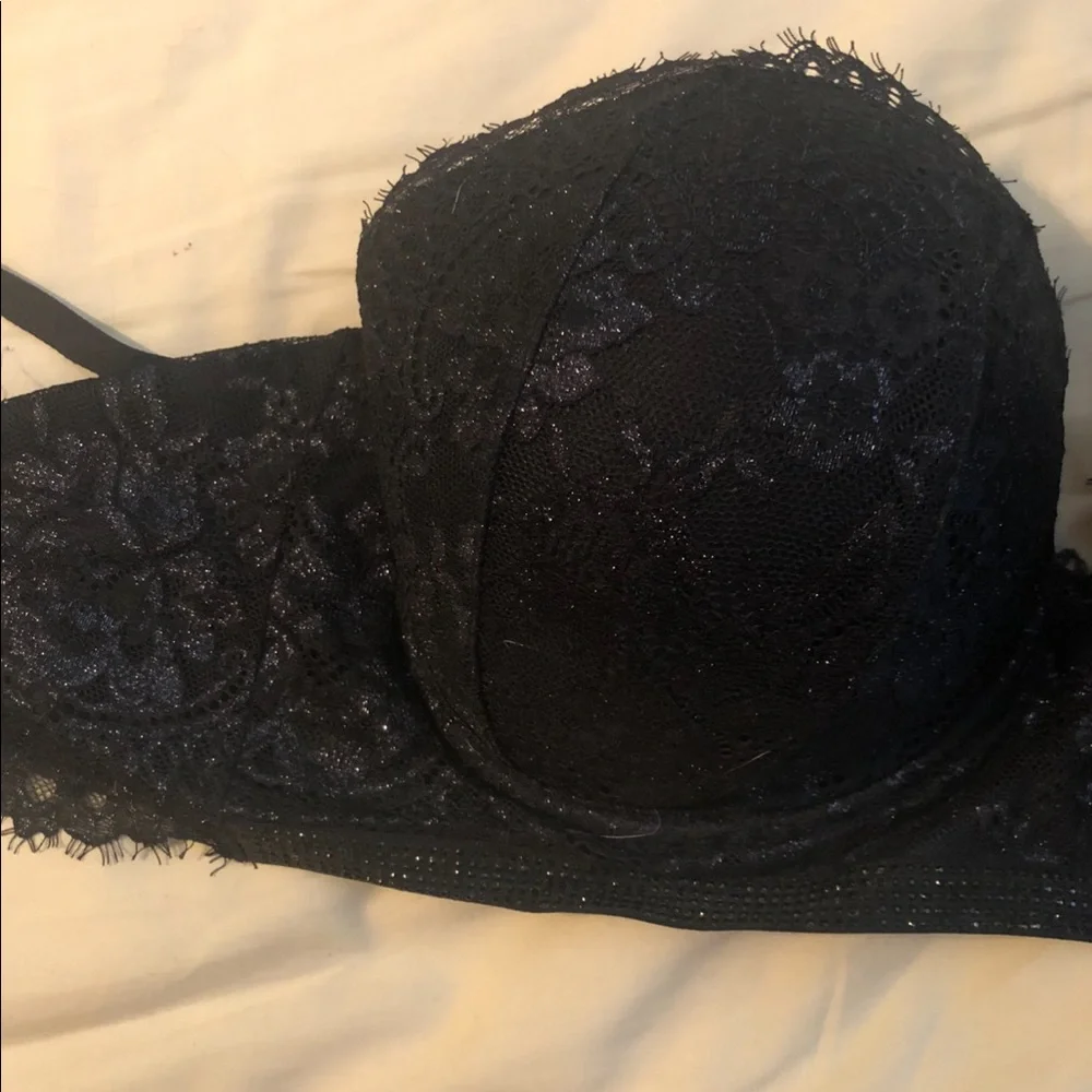 La Senza strapless push up - Picture 2 of 4